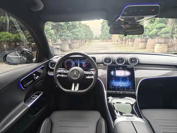 Mercedes-Benz C-Class 2024, фото 11