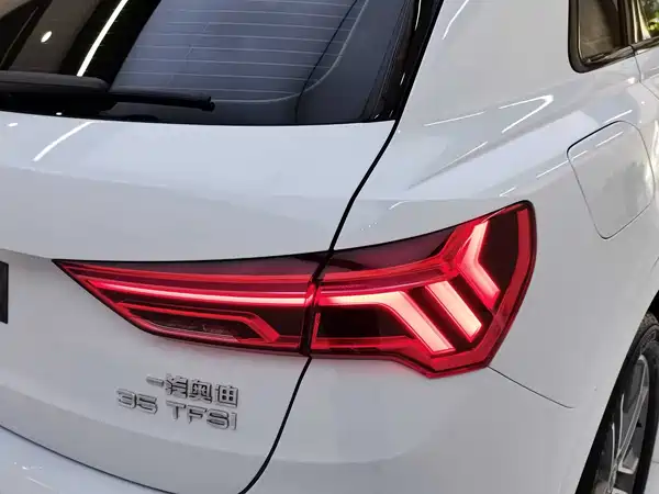 Audi Q3 2023, фото 22