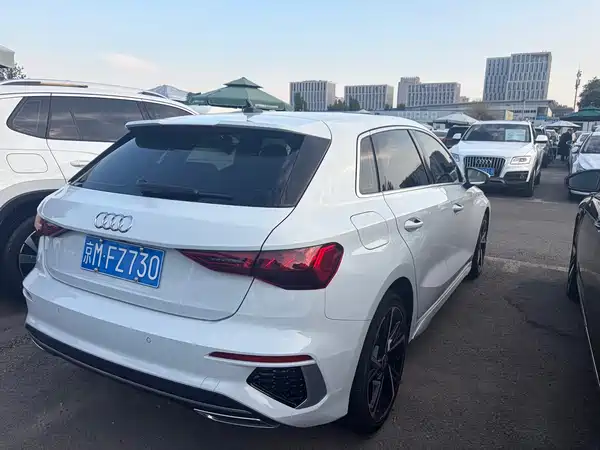 Audi A3 2022, фото 4
