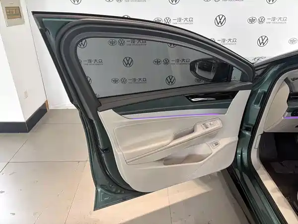 Volkswagen ID.7 2024, фото 11