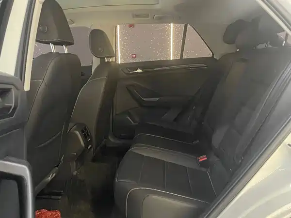 Volkswagen T-ROC 2022, фото 5