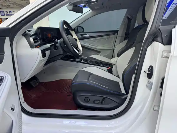 Volkswagen Lamando 2023, фото 4