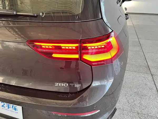 Volkswagen Golf 2023, фото 7