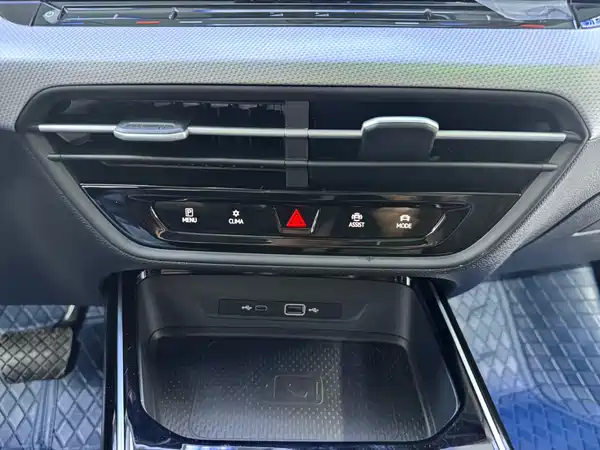 Volkswagen Lamando 2023, фото 15