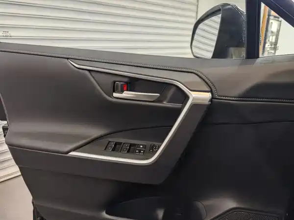 Toyota Wildlander 2023, фото 17