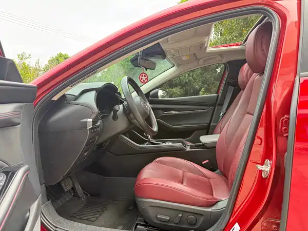 Mazda 3 2022, фото 4