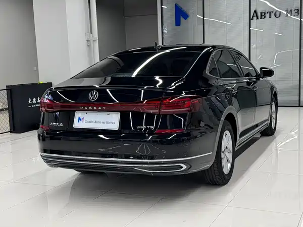 Volkswagen Passat 2022, фото 5