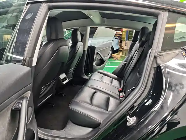 Tesla Model 3 2022, фото 12