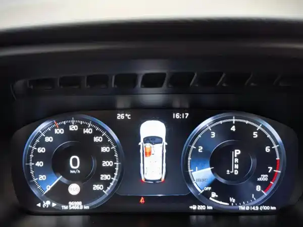 Volvo XC90 2022, фото 13