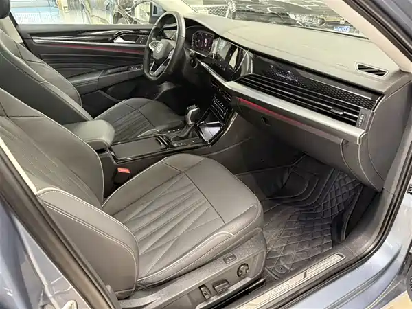 Volkswagen Passat 2022, фото 14