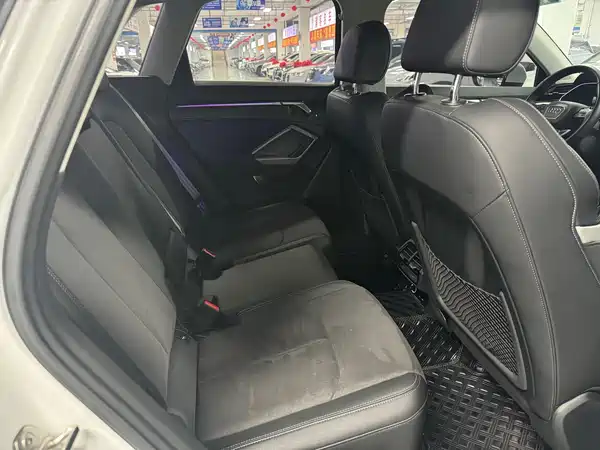 Audi Q3 2023, фото 9
