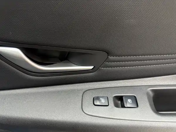 Hyundai Elantra 2023, фото 28