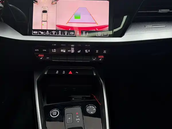 Audi A3 2023, фото 12