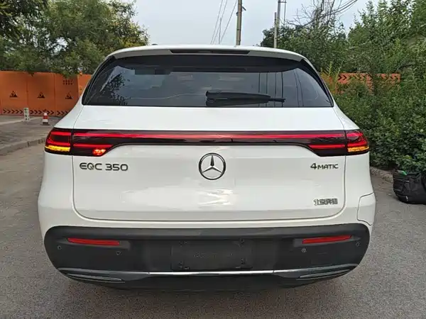 Mercedes-Benz EQC 2021, фото 5
