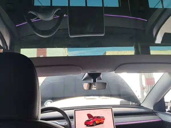 Tesla Model Y 2023, фото 17