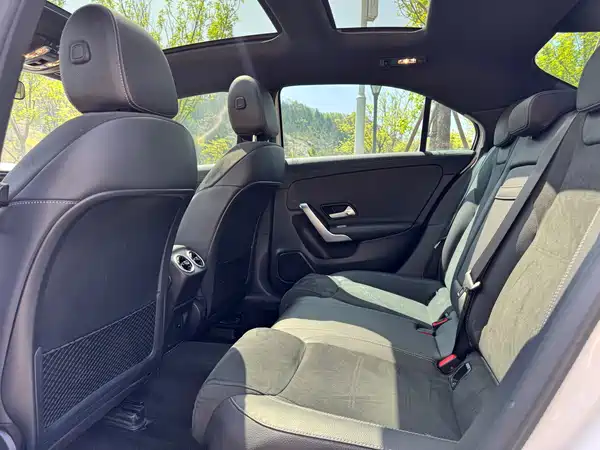 Mercedes-Benz A-Class 2022, фото 5