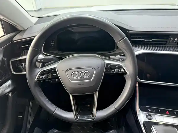 Audi A7 2022, фото 8