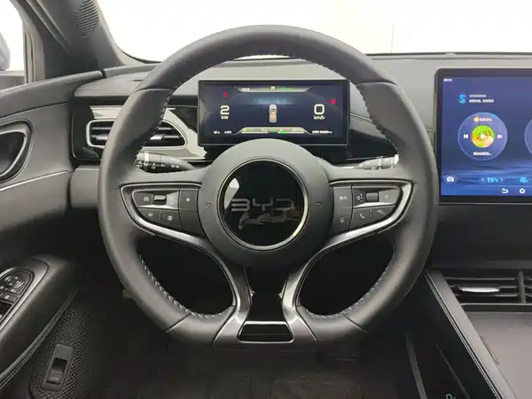 BYD Seal 06 DM-i 2024, фото 15