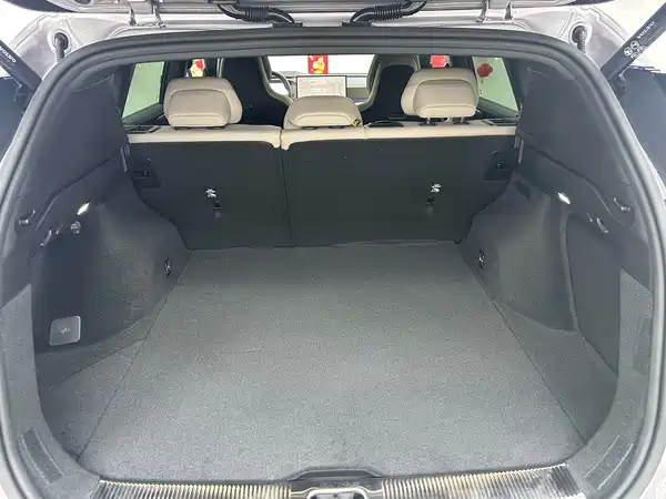 Volvo XC70 PHEV 2026, фото 26