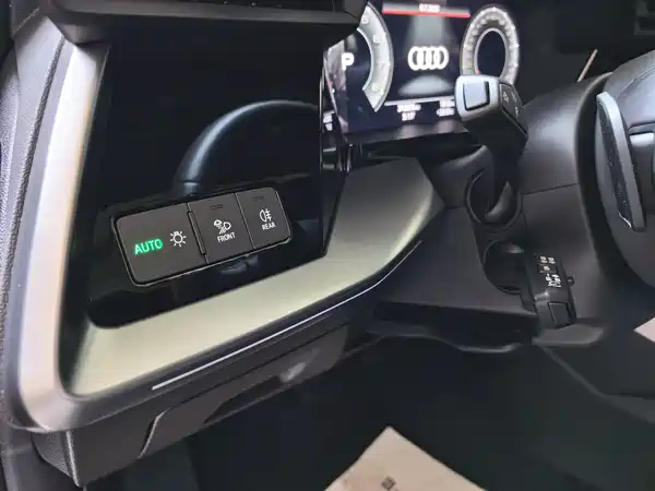 Audi A3 2023, фото 8