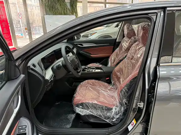 Changan Eado 2025, фото 11