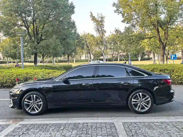 Audi A6L 2023, фото 4