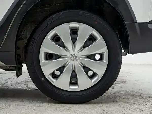 Toyota Yaris 2022, фото 24