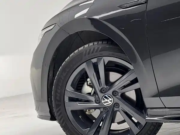 Volkswagen Golf 2023, фото 11