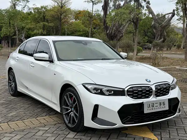 BMW 3 Series 2023, фото 3