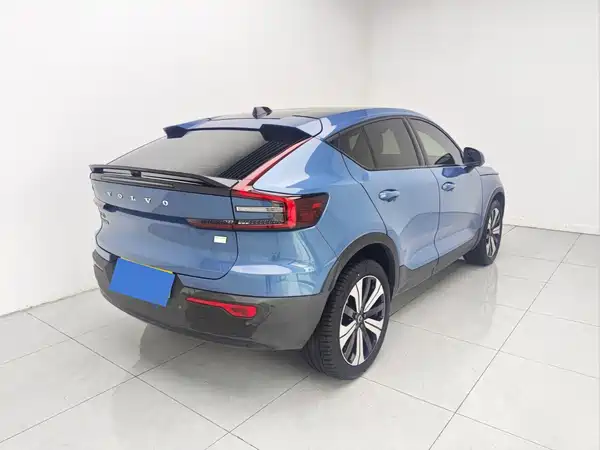 Volvo C40 2022, фото 12