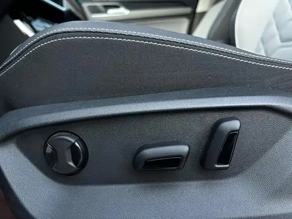 Volkswagen Tayron 2023, фото 11