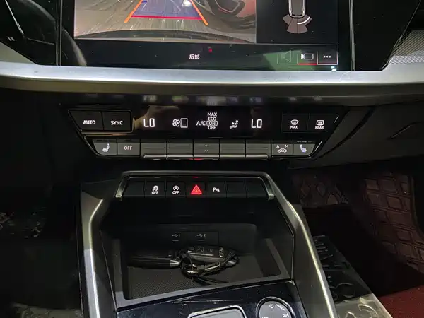 Audi A3 2022, фото 26