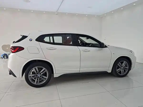 BMW X2 2023, фото 14