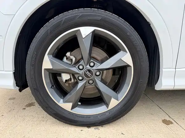 Audi Q3 2022, фото 18