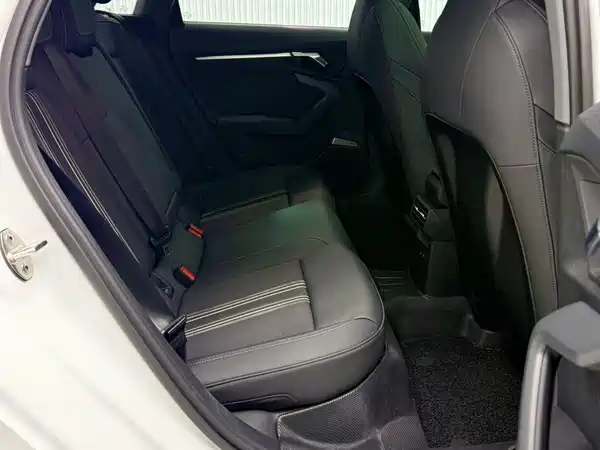 Audi A3 2023, фото 10