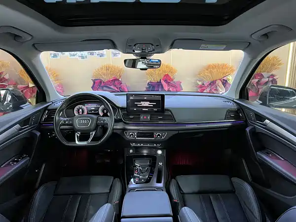 Audi Q5L 2022, фото 6