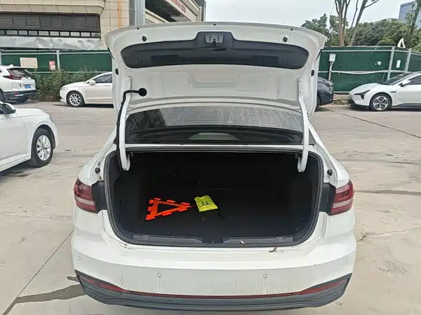 Volkswagen Lavida 2023, фото 18