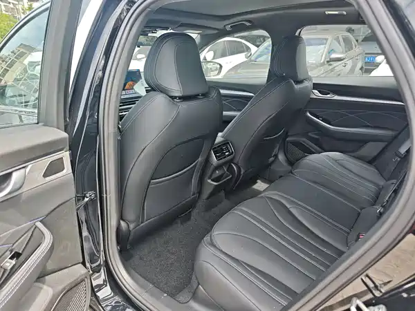 Geely Preface 2026, фото 8