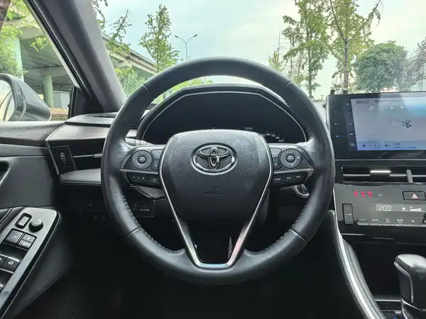 Toyota Avalon 2023, фото 6