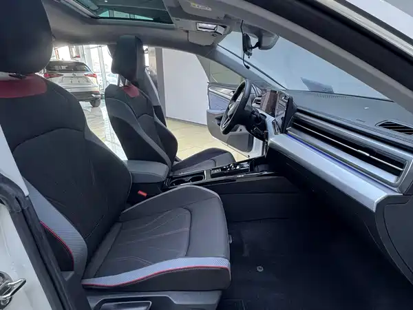 Volkswagen Lamando 2022, фото 22