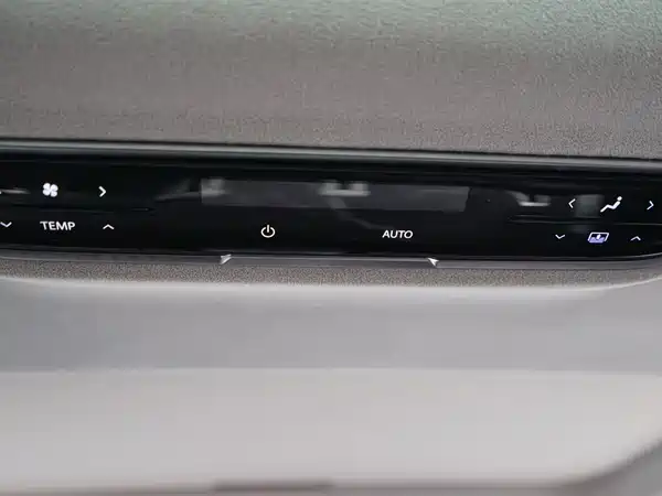 Buick Century 2023, фото 16