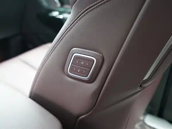 Buick Century 2023, фото 18