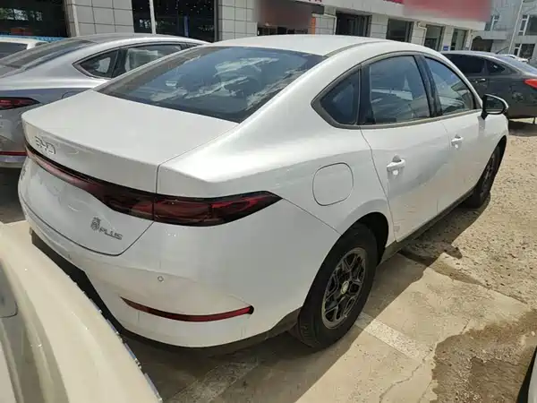 BYD Qin PLUS 2026, фото 7