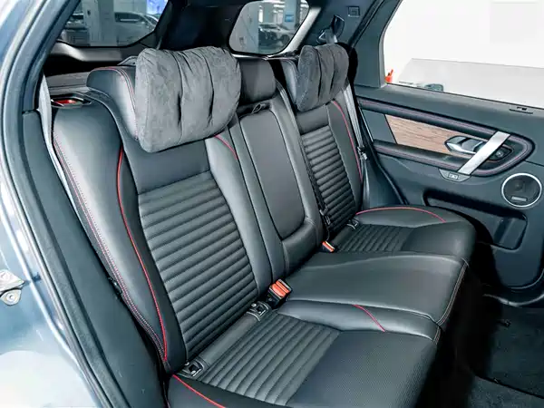 Land Rover Discovery Sport 2022, фото 23