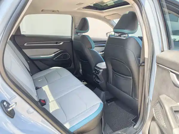 Geely Emgrand 2023, фото 12