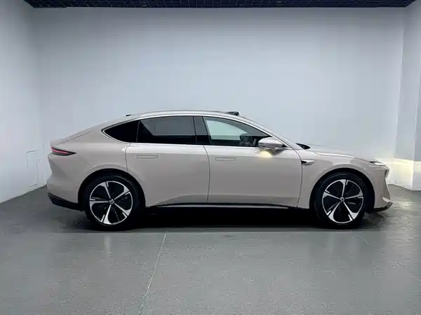 NIO ET5 2025, фото 4