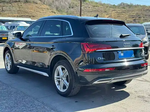 Audi Q5L 2023, фото 7