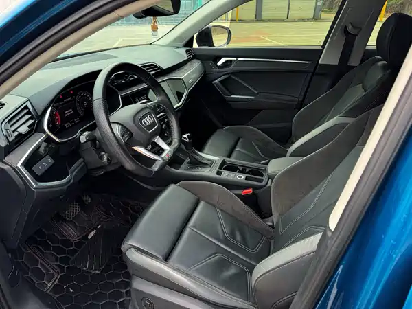 Audi Q3 Sportback 2023, фото 7