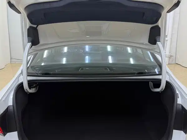 Volkswagen Sagitar 2023, фото 20