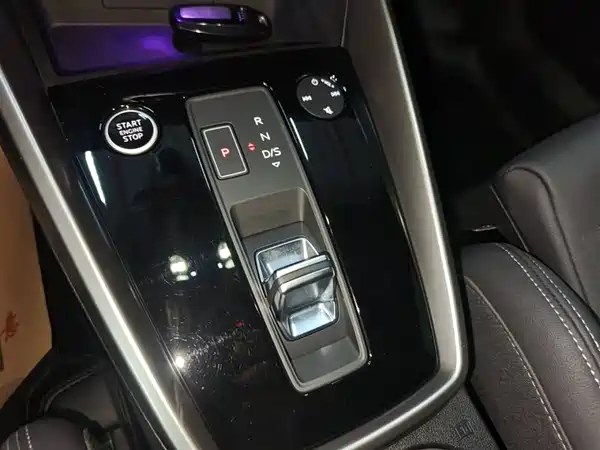 Audi A3 2024, фото 13